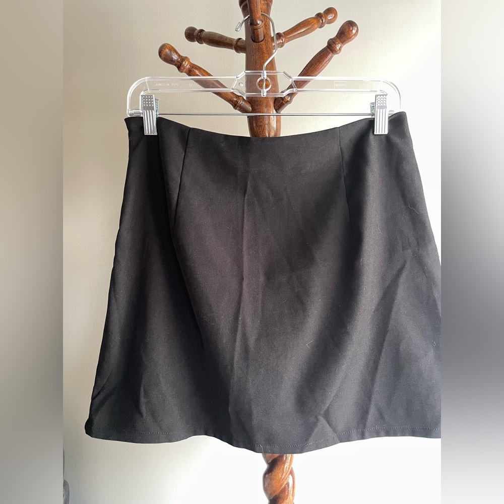 Cider Elegant Black Mini Skirt